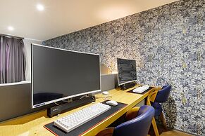 Brown Dot Hotel Minam