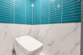 Brown Dot Hotel Minam