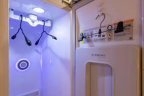 Brown Dot Hotel Minam