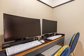 Brown Dot Hotel Minam