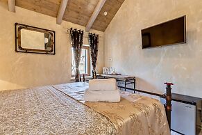 Historic Plaza Varos - Adults Only