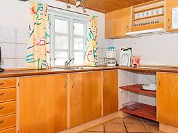 6 Person Holiday Home in Hojer