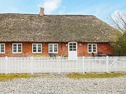 6 Person Holiday Home in Hojer