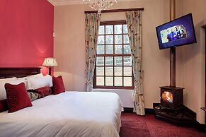 Bergview Farm Cottages by First Private Stays