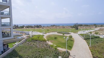 Stylish Garden Apartment near Akhziv Beach