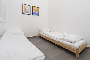 Stylish Garden Apartment near Akhziv Beach
