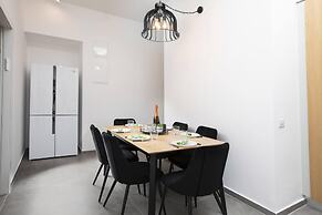 Chic Sea View Balcony Escape by Sea N' Rent