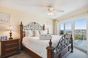 Seacrest 504 is a Gulf Front 2 BR on Okaloosa Island by RedAwning