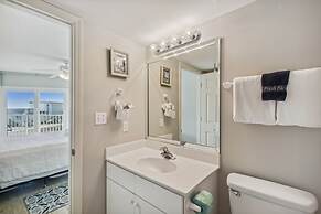 Seacrest 502 is a 2 BR Gulf Front on Okaloosa Island by RedAwning