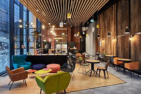 Holiday Inn Express Warsaw - The HUB by IHG