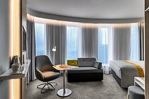 Holiday Inn Express Warsaw - The HUB by IHG