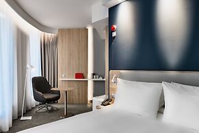 Holiday Inn Express Warsaw - The HUB by IHG