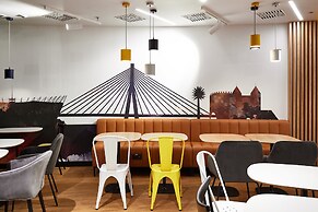 Holiday Inn Express Warsaw - The HUB by IHG