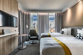 Holiday Inn Express Warsaw - The HUB by IHG