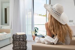 Llaut Boutique Hotel