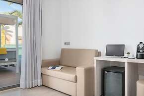 Llaut Boutique Hotel