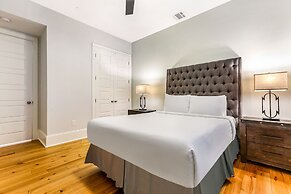 5BR High End Amenities by Hosteeva