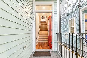 5 Bedroom Apartment near French Quarter by Hosteeva