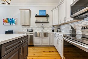 Pristine Brand New 5BR by Hosteeva