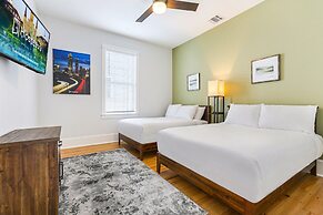 Pristine Brand New 5BR by Hosteeva