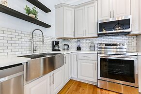 4BR High end Upgrades by Hosteeva