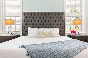 4BR High end Upgrades by Hosteeva