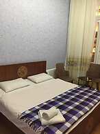 Tourest Inn Central - Hostel