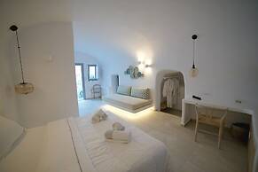 Eternity Suites Santorini
