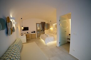 Eternity Suites Santorini