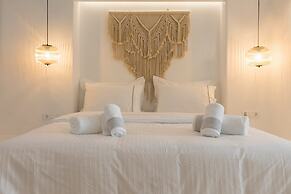 Eternity Suites Santorini