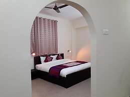 Hotel Avlokan - Near Kainchi Dham Mandir