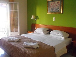 Perros  Hotel