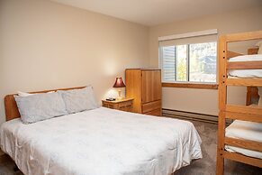 232 Cinnamon Ridge 3 Bedroom Condo by RedAwning