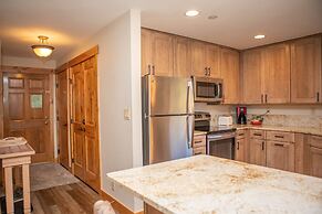 232 Cinnamon Ridge 3 Bedroom Condo by RedAwning