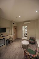 Astro Suites