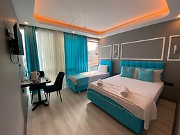 Cois Inn Royal Hotel