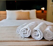 Cois Inn Royal Hotel