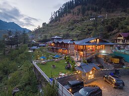 8fold by Larisa, Jibhi