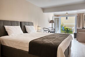 Farrys Boutique Hotel & Beach Club