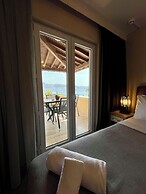 Farrys Boutique Hotel & Beach Club