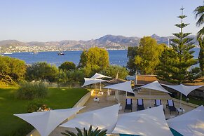 Farrys Boutique Hotel & Beach Club