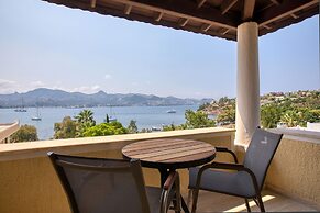 Farrys Boutique Hotel & Beach Club