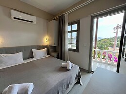 Farrys Boutique Hotel & Beach Club