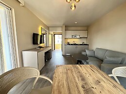 Farrys Boutique Hotel & Beach Club