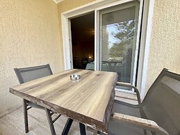 Farrys Boutique Hotel & Beach Club