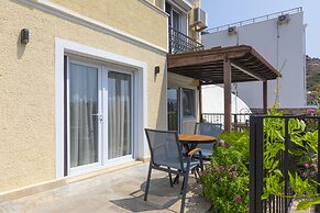 Farrys Boutique Hotel & Beach Club