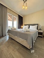 Farrys Boutique Hotel & Beach Club