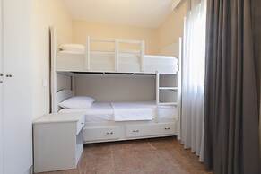 Farrys Boutique Hotel & Beach Club