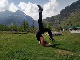 Madpackers Manali - Hostel