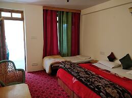 Madpackers Manali - Hostel